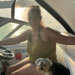 Meet your Posher, Marion